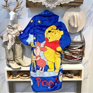 Rare Winnie the Pooh plush/fleece duster blanket cocoon kimono w cabin vibe